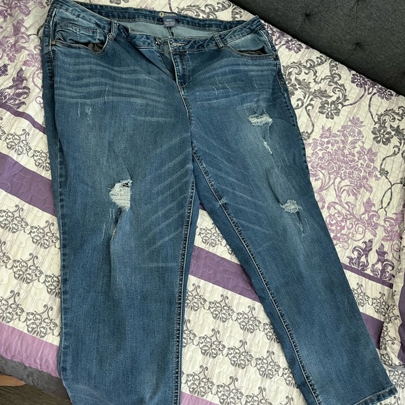 Jeans - Picture 2 of 2